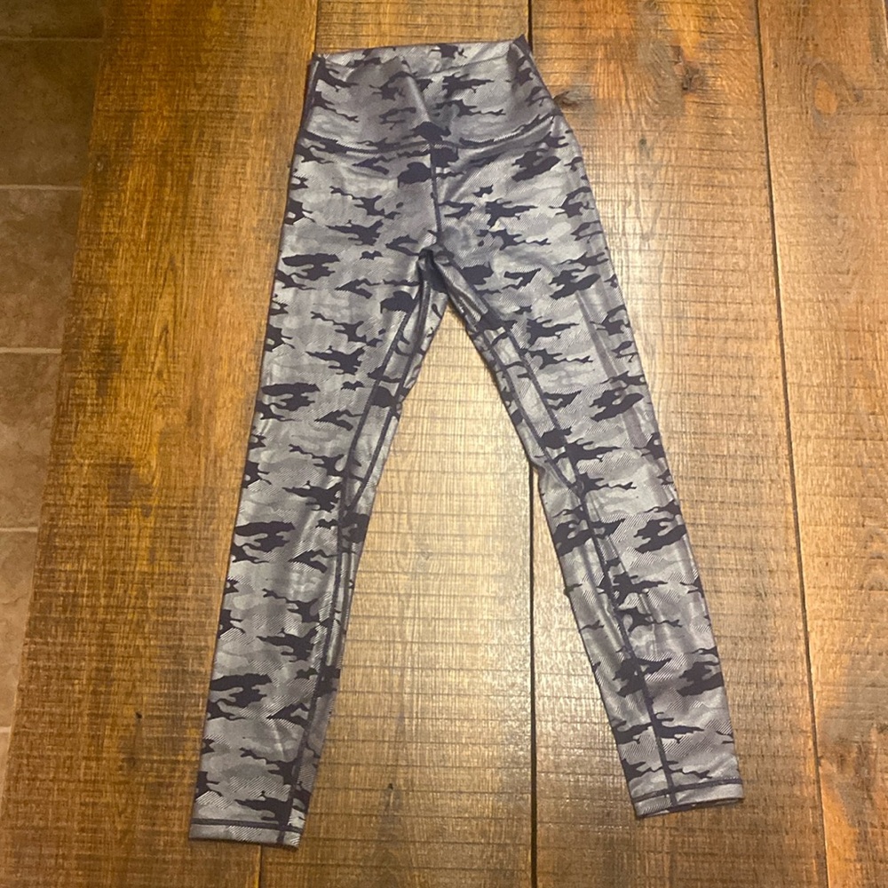 ZYIA ACTIVE Navy Camo Leggings